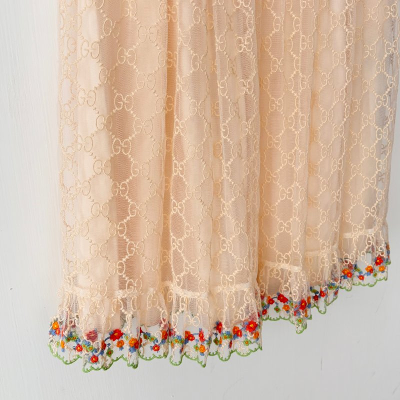 ::GUCCI:: 10號童裝 裸膚色 花朵刺繡 浪漫可愛小洋裝 女童洋裝-9