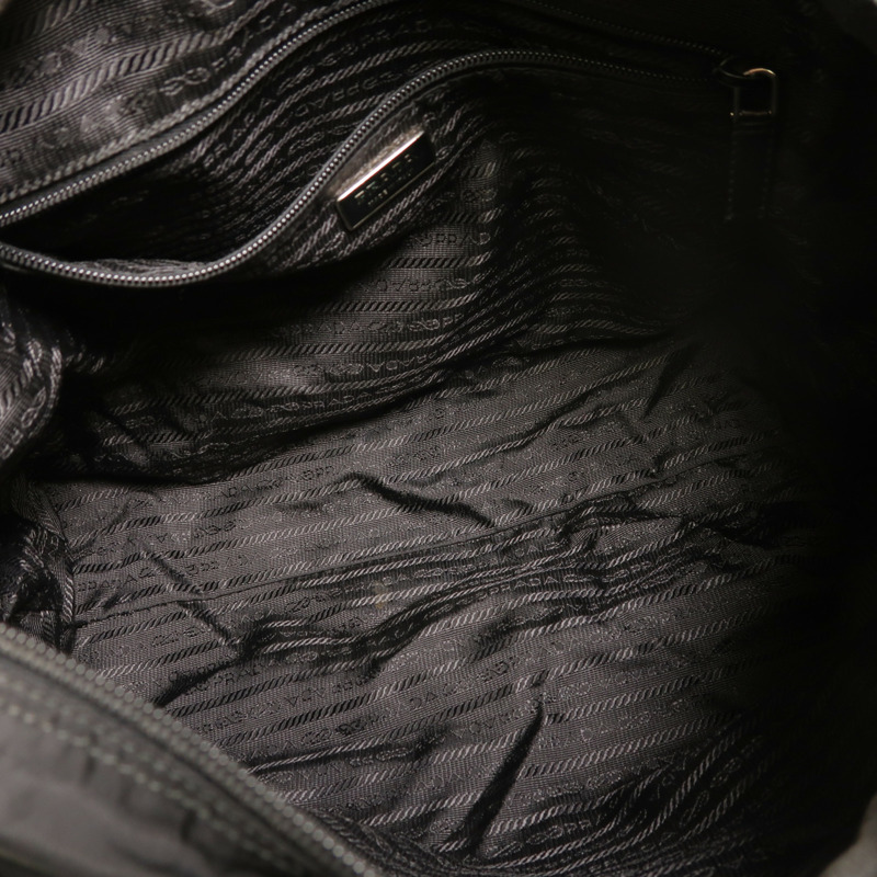 PRADA 尼龍Shoulder Bag銀扣肩背袋-4