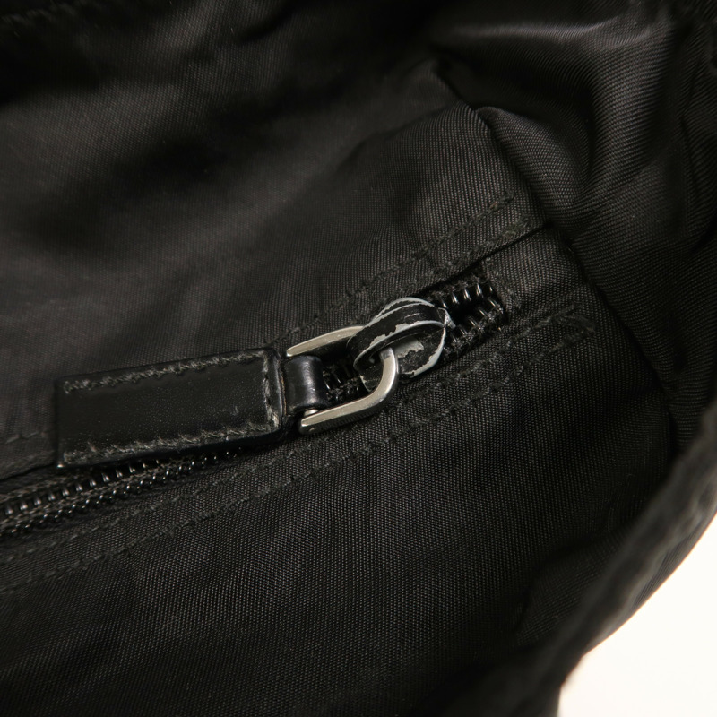 PRADA 尼龍Shoulder Bag銀扣肩背袋-13