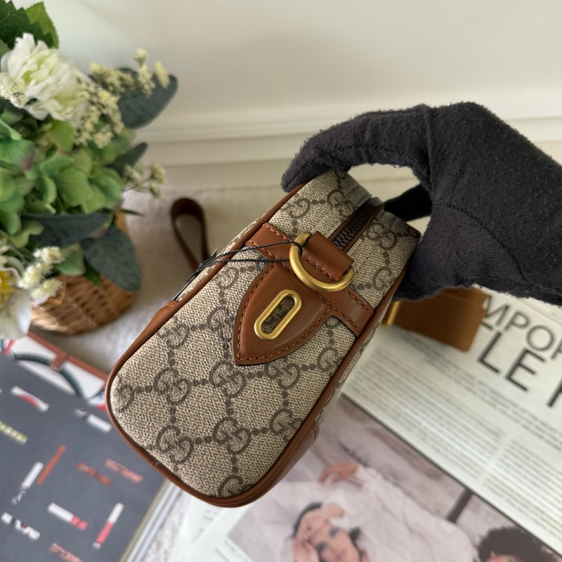 GG Emblem 迷你拉鍊斜背包(烏木/深棕色)-4