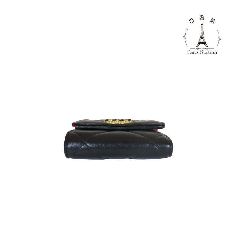 【巴黎站二手名牌專賣】＊現貨＊CHANEL 真品＊19系列黑色菱格紋金雙C三折釦式短夾-2