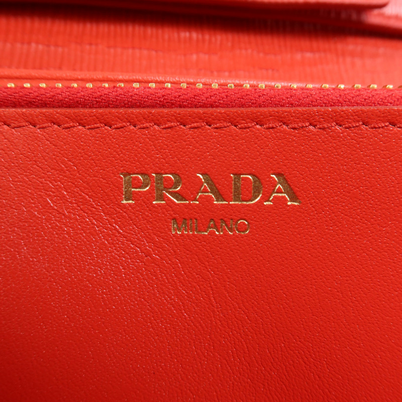 PRADA 牛皮皮革Chain Shoulder金扣鏈帶肩背袋-5