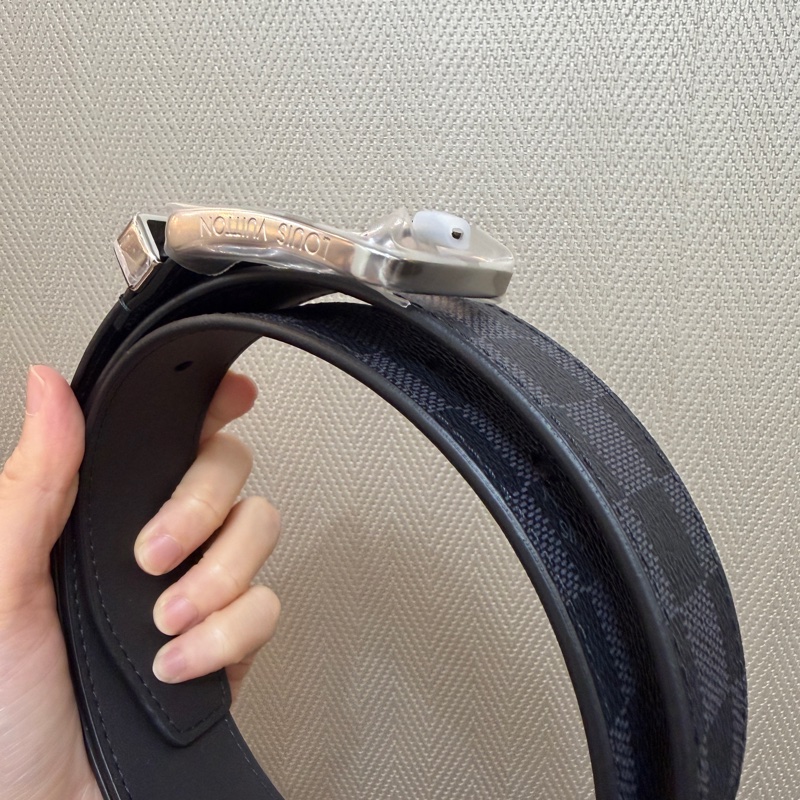 LV 黑灰棋盤格Pont Neuf銀釦皮帶M8200U-3