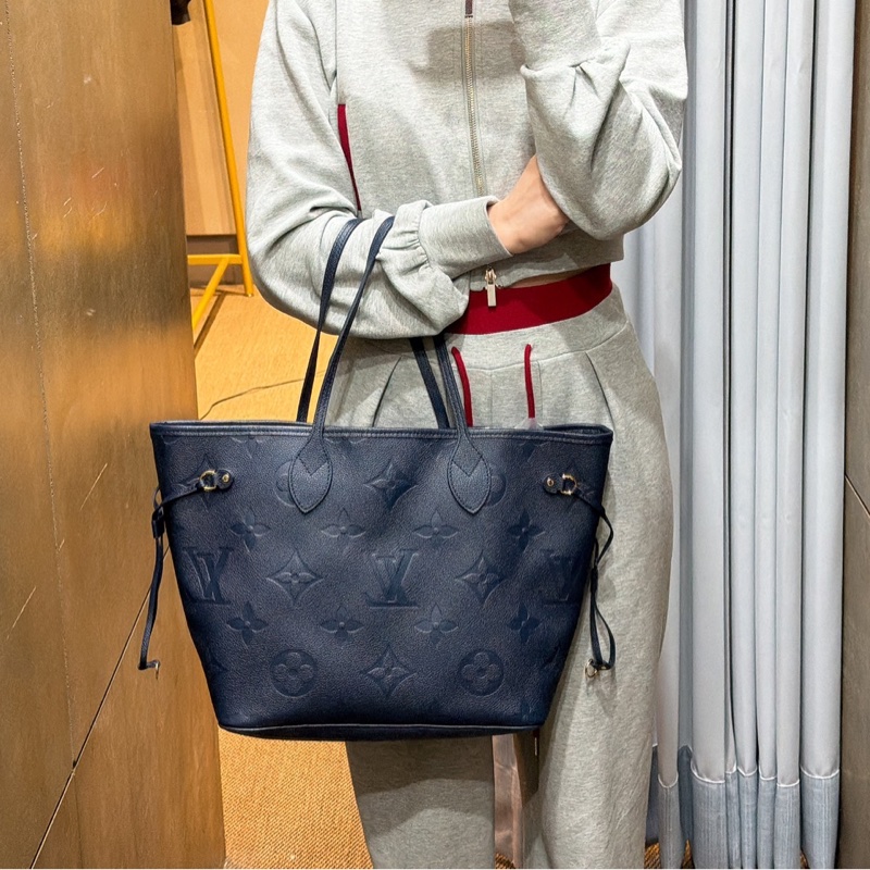 莉亞精品♡ LV Neverfull MM 深藍色 二手美包-1