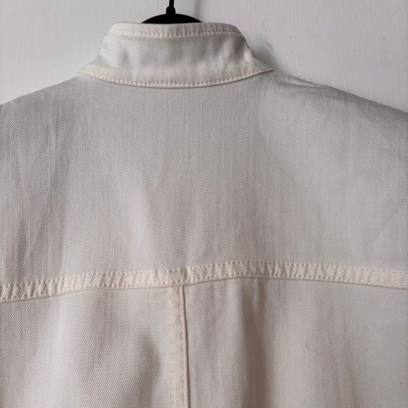 ::GUCCI::  童裝6號 經典藍綠織帶草莓刺繡 白色拉鍊夾克-10