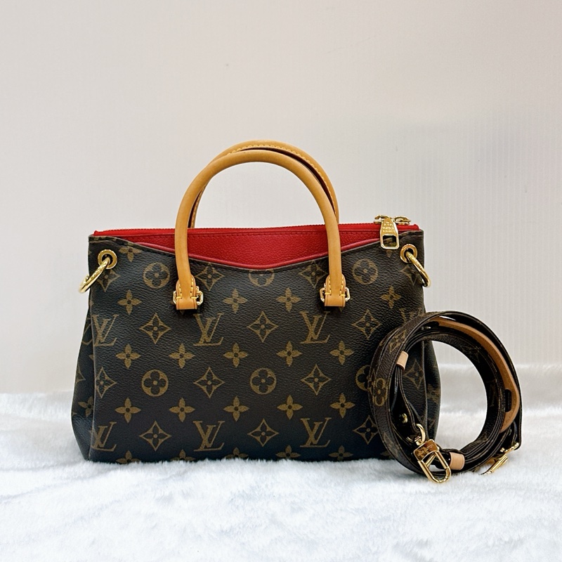 莉亞精品♡ LV Pallas bb 二手美包-0