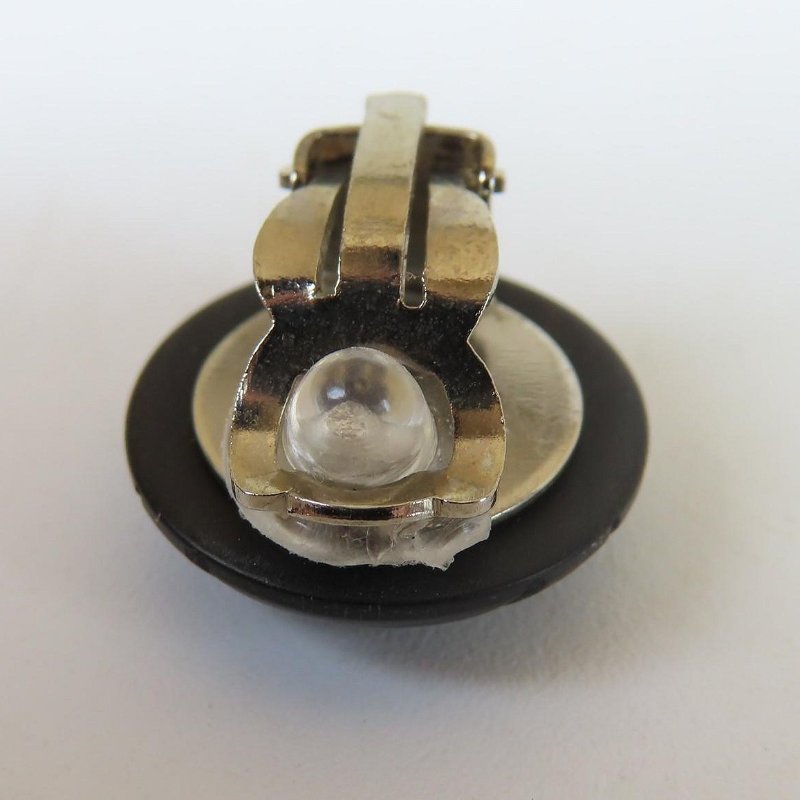 【巴黎站二手名牌專賣店】＊現貨＊CHANEL 香奈兒 真品＊黑色圓形線條標誌鈕釦夾式耳環-4