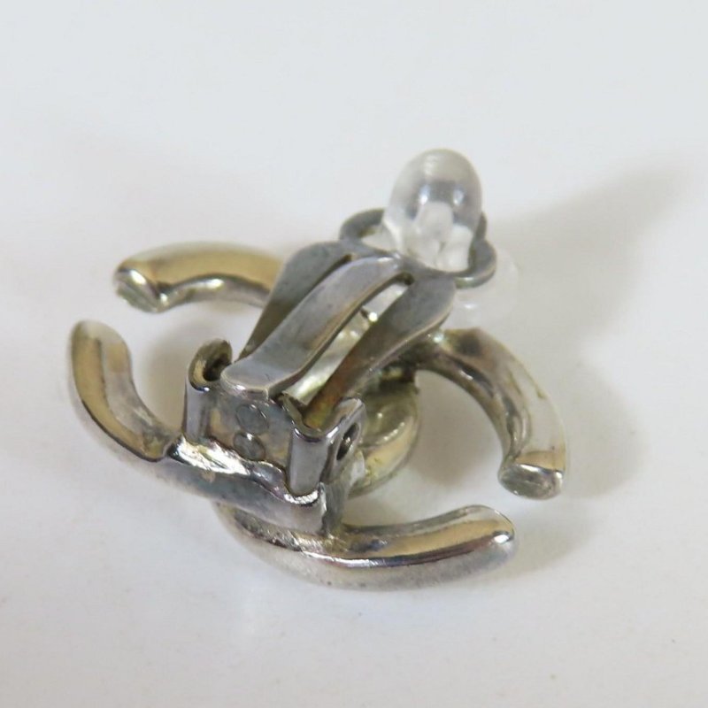 【巴黎站二手名牌專賣店】＊現貨＊CHANEL 香奈兒 真品＊銀色雙C夾式耳環-2