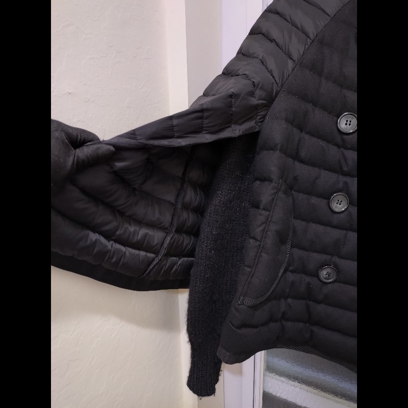 Moncler 黑色羽絨橫格拚羊毛料外套-13