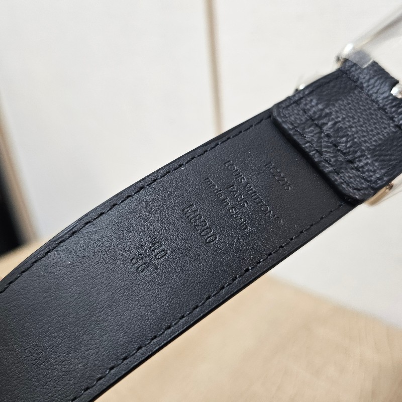 [未使用新品❣️] LV黑灰棋盤格PontNeuf銀釦皮帶-16