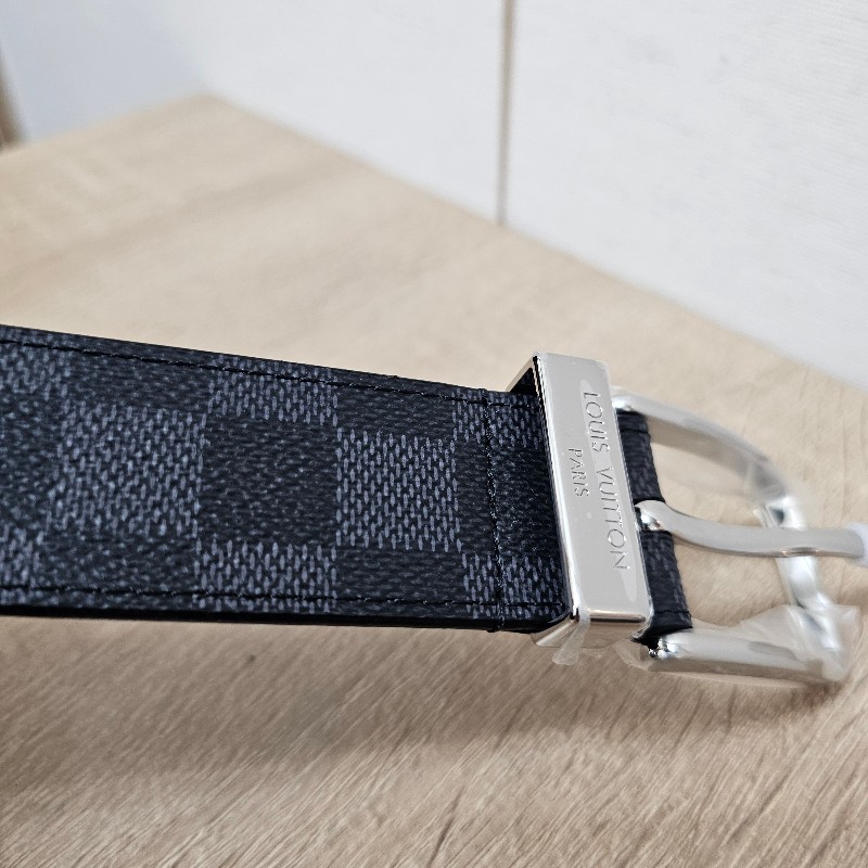 [未使用新品❣️] LV黑灰棋盤格PontNeuf銀釦皮帶-17