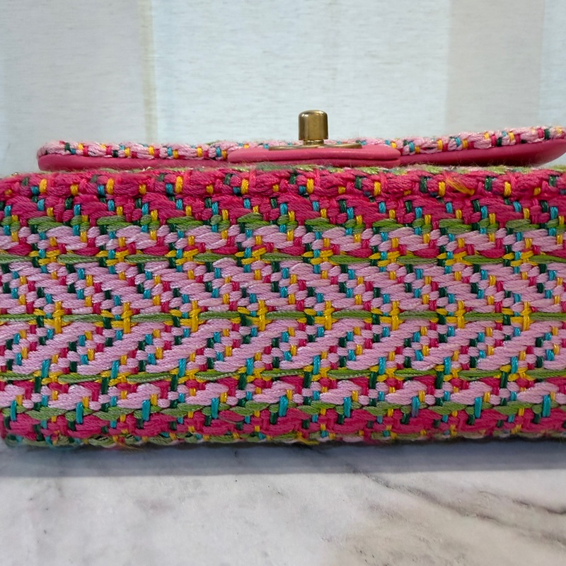 Chanel 粉紅淺綠針織毛呢霧金釦CF20 A69900-7