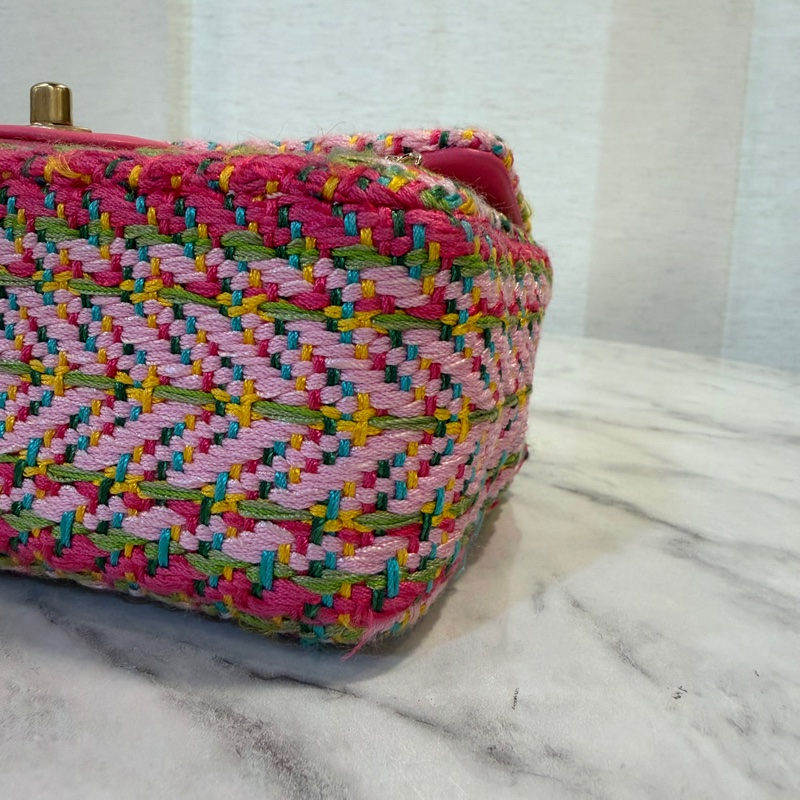 Chanel 粉紅淺綠針織毛呢霧金釦CF20 A69900-9