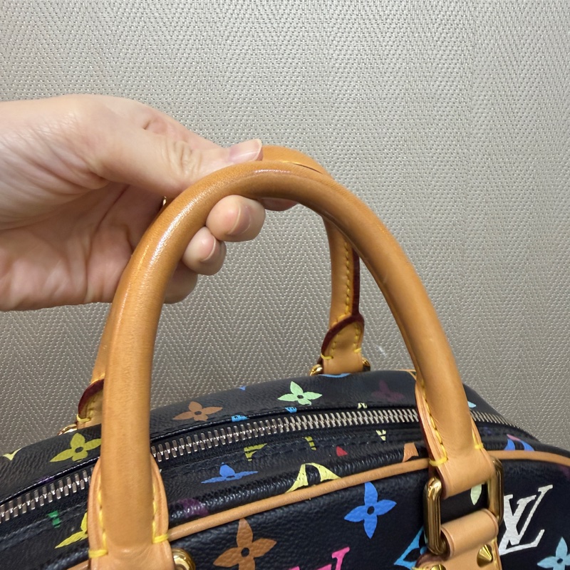 LV 黑彩金釦村上隆聯名款Trouville手提小珍包M92662-9