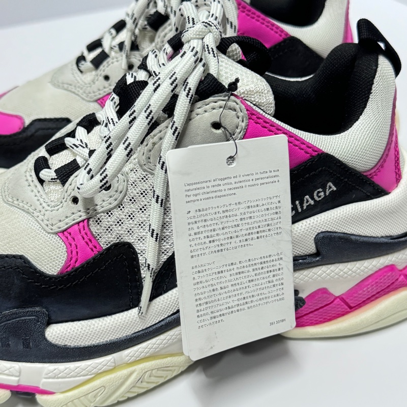 （全新｜吊牌沒拆🔖） Balenciaga 巴黎世家 Triple S老爹鞋 專櫃36900！-9