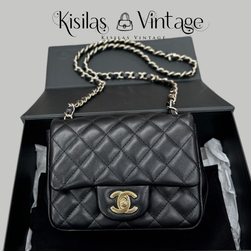 Chanel Lambskin square 羊皮金扣-0