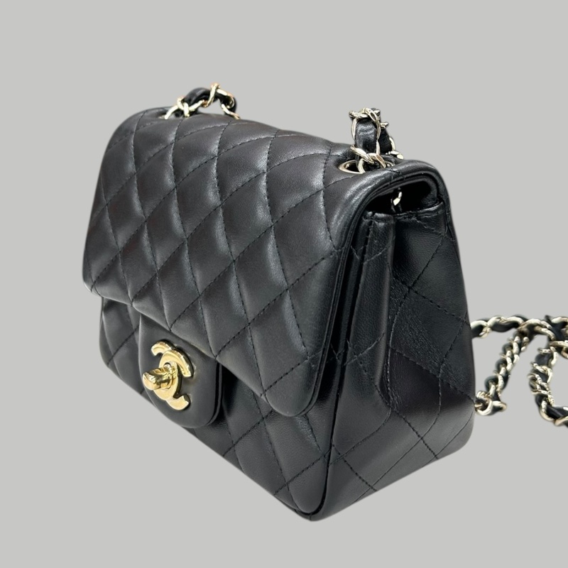 Chanel Lambskin square 羊皮金扣-2