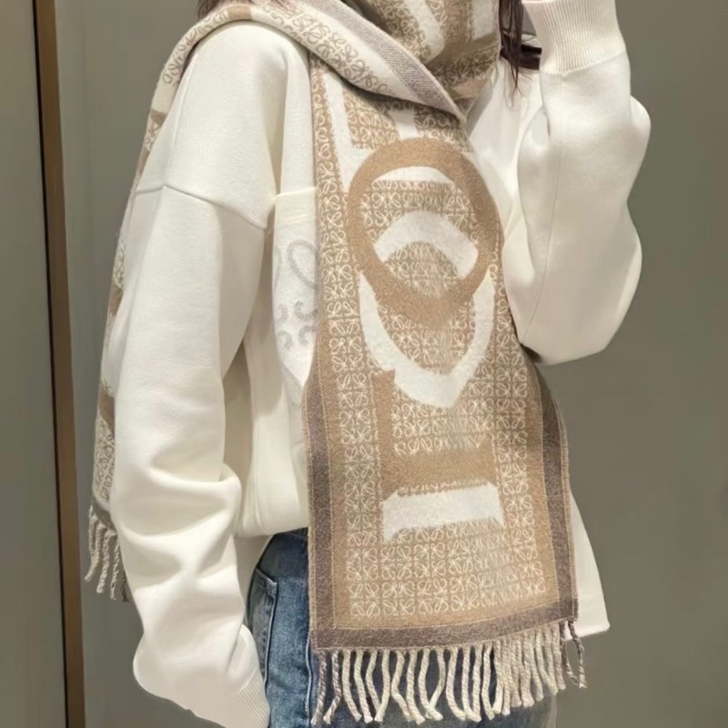 💖Loewe 圍巾 Loewe字樣 全新💖 全新全配-3