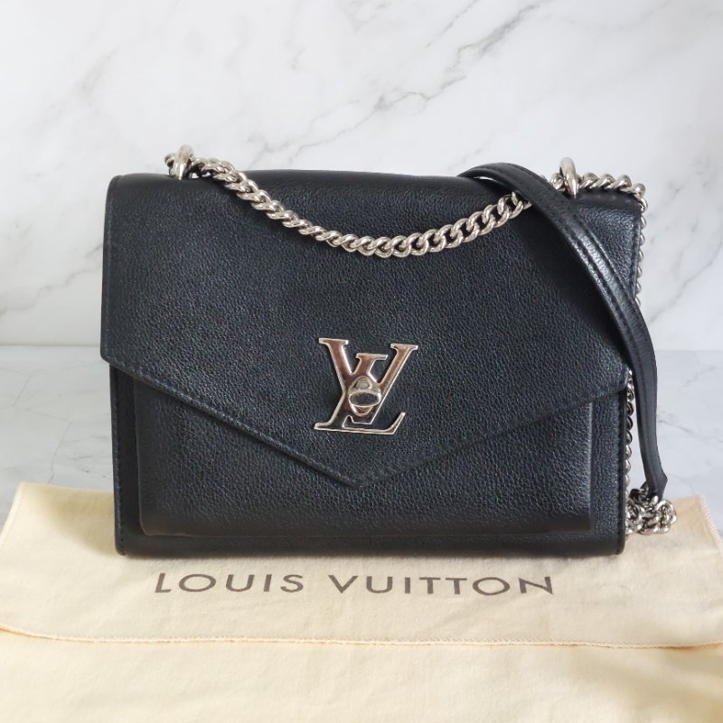 LV M51418 MYLOCKME 質感小牛皮肩斜背翻蓋銀鍊包(黑)郵差包.斜背包 肩背包-3