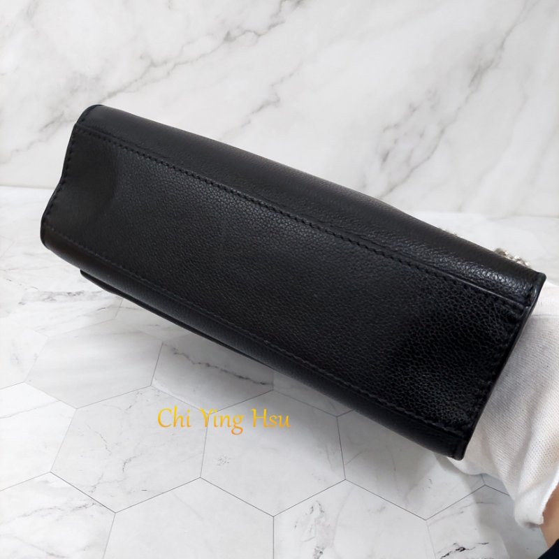 LV M51418 MYLOCKME 質感小牛皮肩斜背翻蓋銀鍊包(黑)郵差包.斜背包 肩背包-29