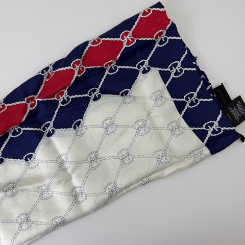 Gucci古馳絲巾 logo元素