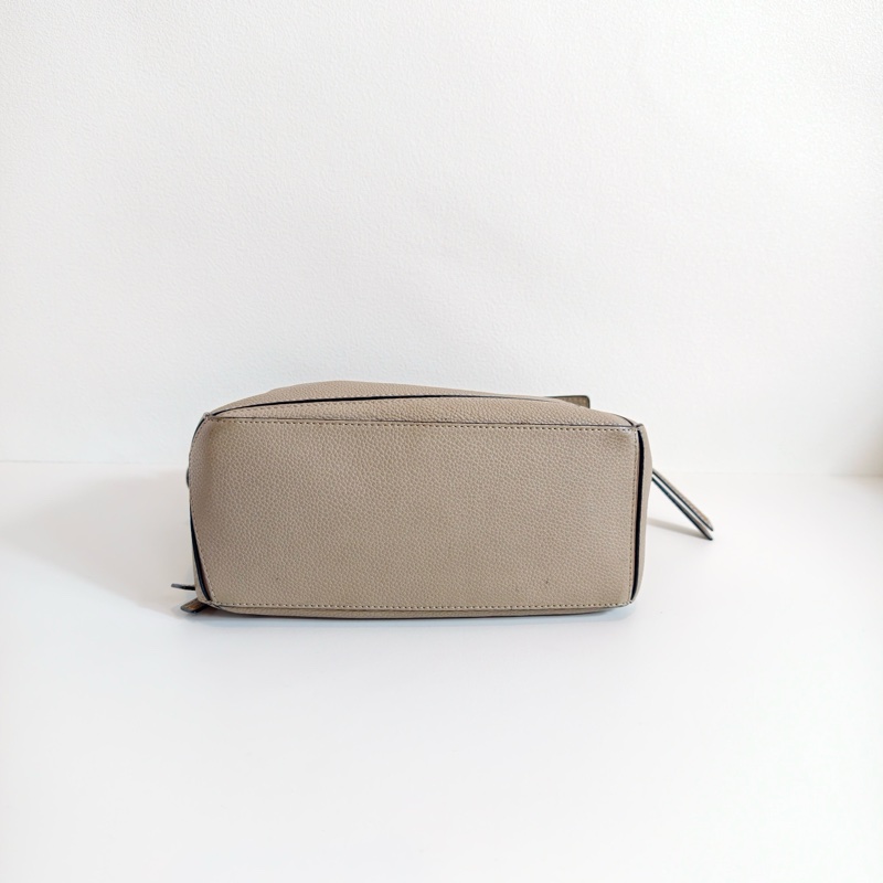 羅意威loewe puzzle 幾何包 小號 卡其色牛皮-7