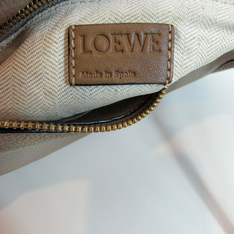 羅意威loewe puzzle 幾何包 小號 卡其色牛皮-10