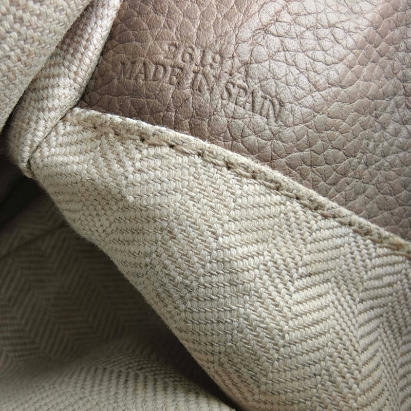 羅意威loewe puzzle 幾何包 小號 卡其色牛皮-22