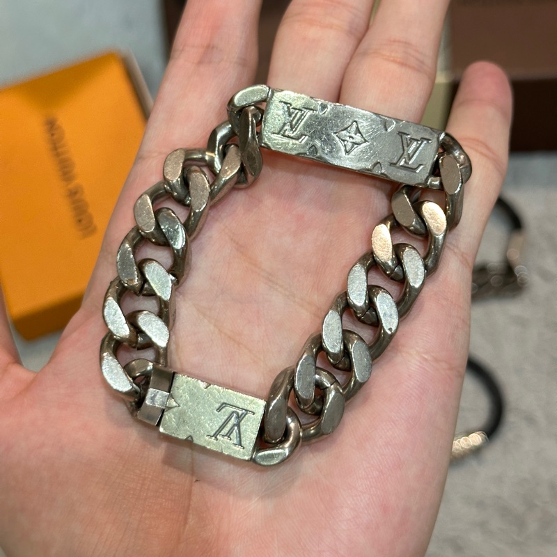 Louis vuttion 3條 手環 手鍊 LV 合售不拆賣-1