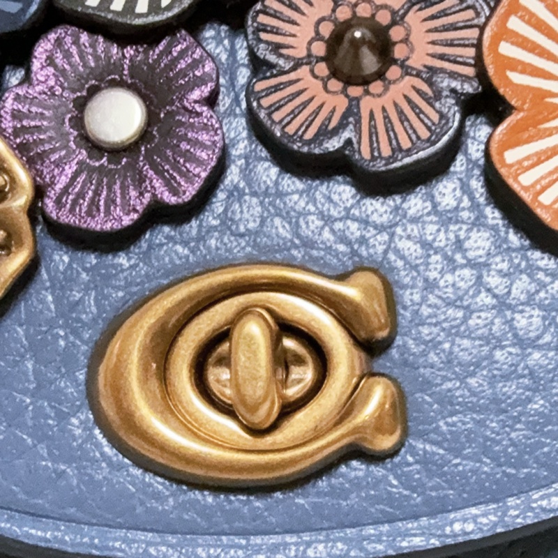 《特殊款此平台只有這一個》Coach立體山茶花零錢包 卡包-7