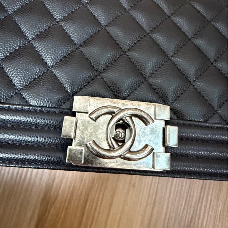 Chanel boy25黑銀-1