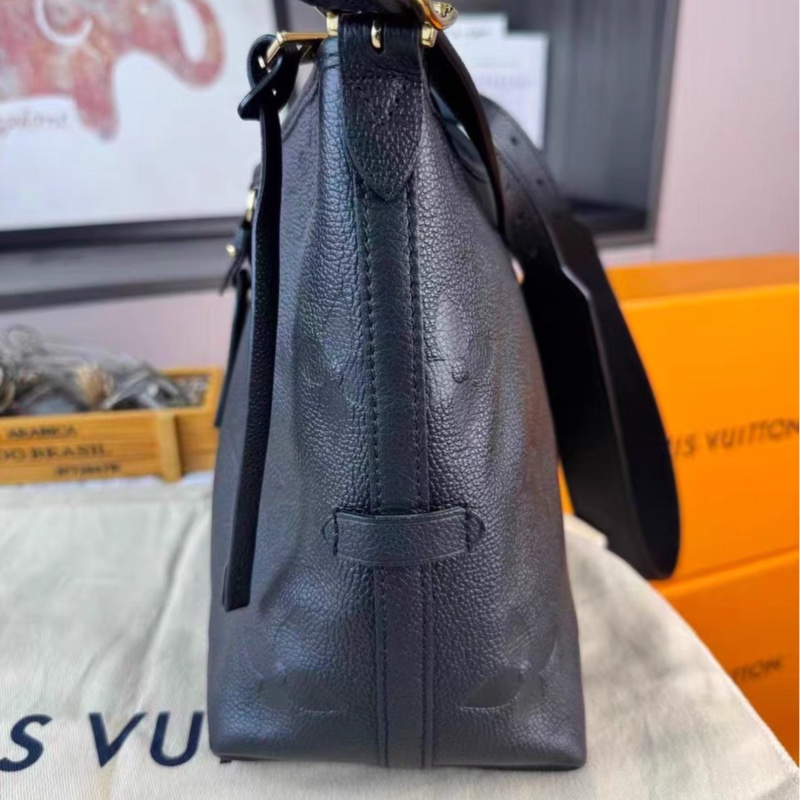 全網最低價😍99新🆕Lv黑色全皮Carryall小號斜挎單肩包-10