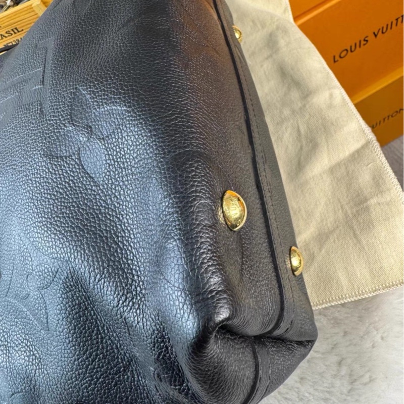 全網最低價😍99新🆕Lv黑色全皮Carryall小號斜挎單肩包-11