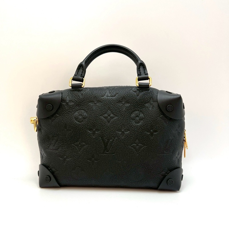 🈶購證99新🆕人見人愛款😻Lv黑金全皮壓紋八角軟盒子單肩斜挎包-9