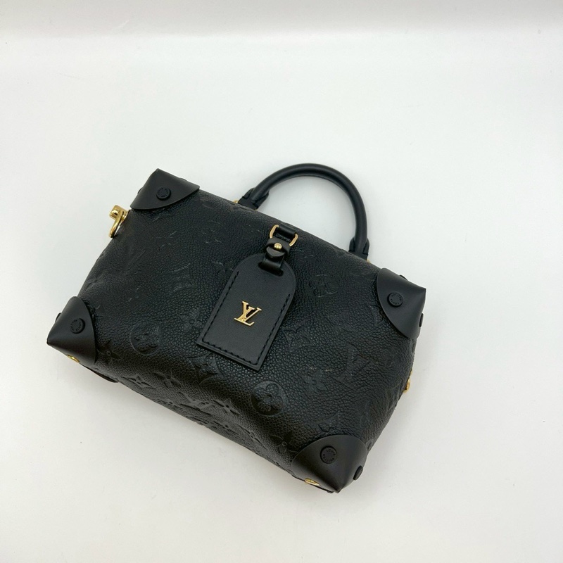 🈶購證99新🆕人見人愛款😻Lv黑金全皮壓紋八角軟盒子單肩斜挎包-12