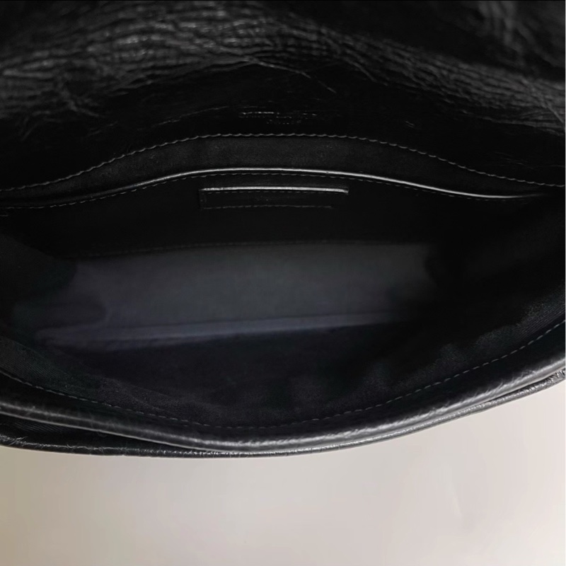 秋冬必備百搭爆款💥🈶購證😻Ysl全皮黑色油蠟皮小號niki 銀鏈單肩斜挎包-15