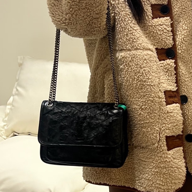 秋冬必備百搭爆款💥🈶購證😻Ysl全皮黑色油蠟皮小號niki 銀鏈單肩斜挎包-18