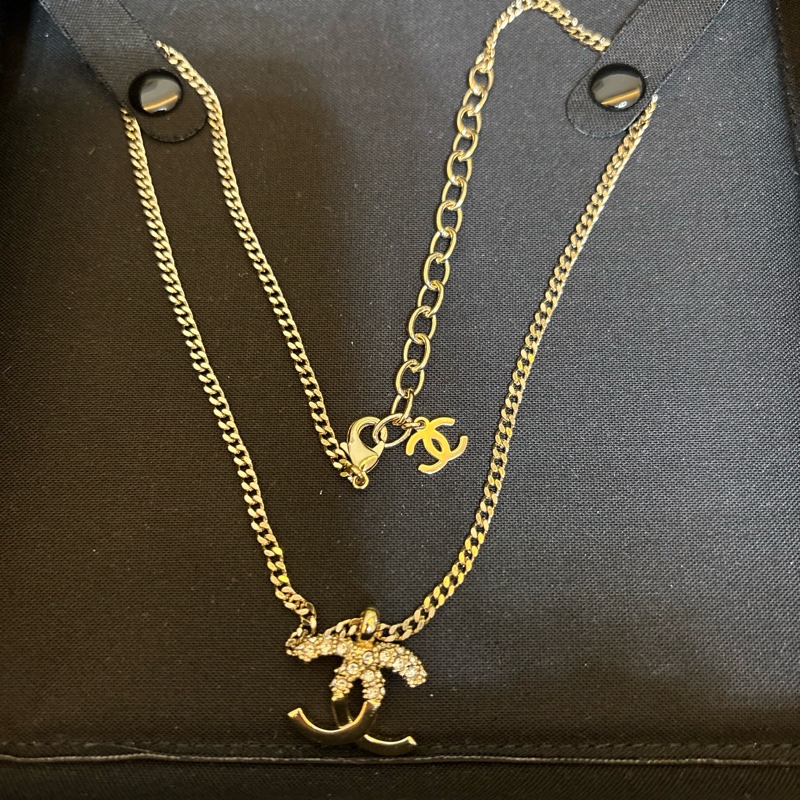 Chanel雙C半鑽項鏈-10