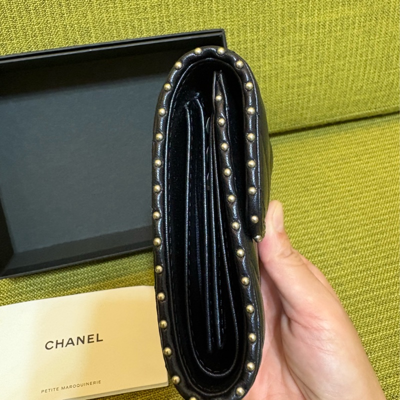 Chanel深藍色三折短夾-4