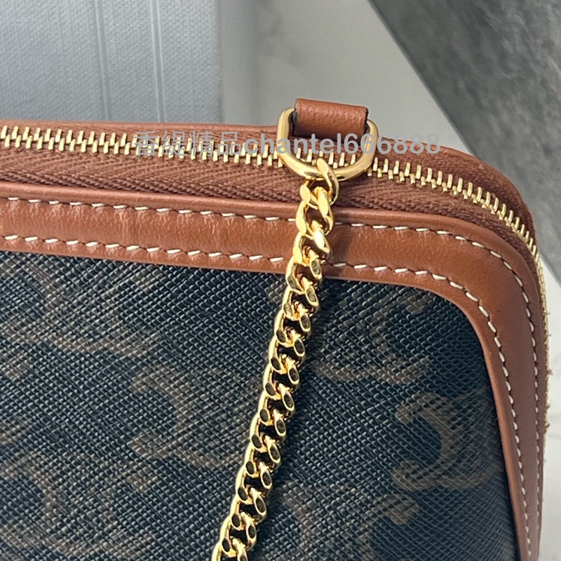 💗香緹國際精品💗 Celine 鏈袋化妝包 極新-1