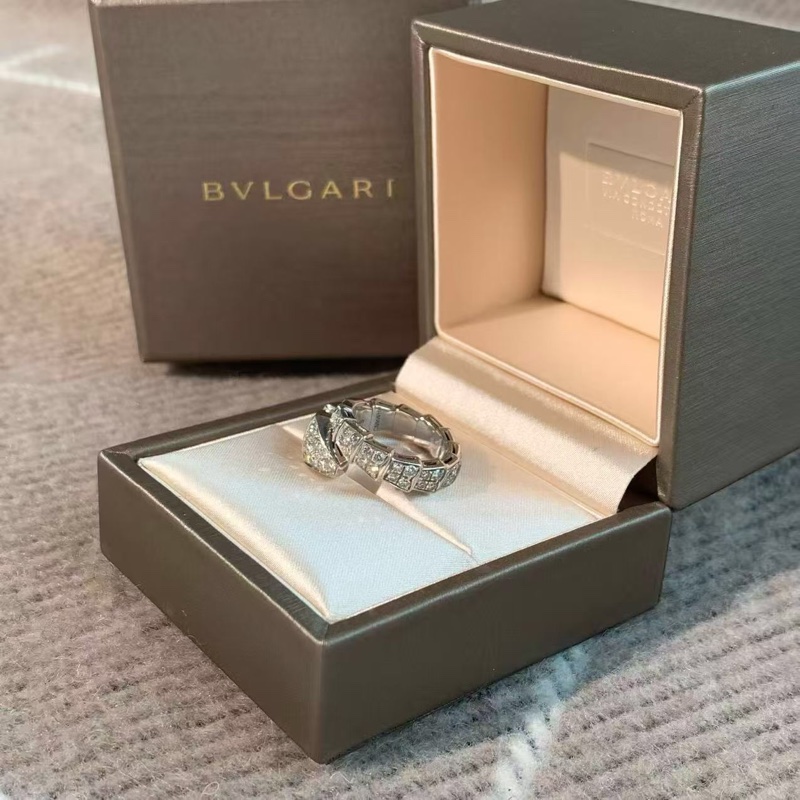 Bvlgari寶格麗 Serpenti系列 白金滿鑽寬版蛇戒 s 碼 2019 年購入-4