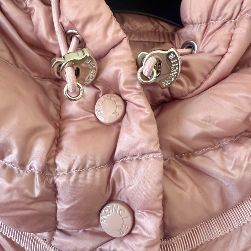 (現貨在台)Moncler raie 2碼羽絨粉色外套-1