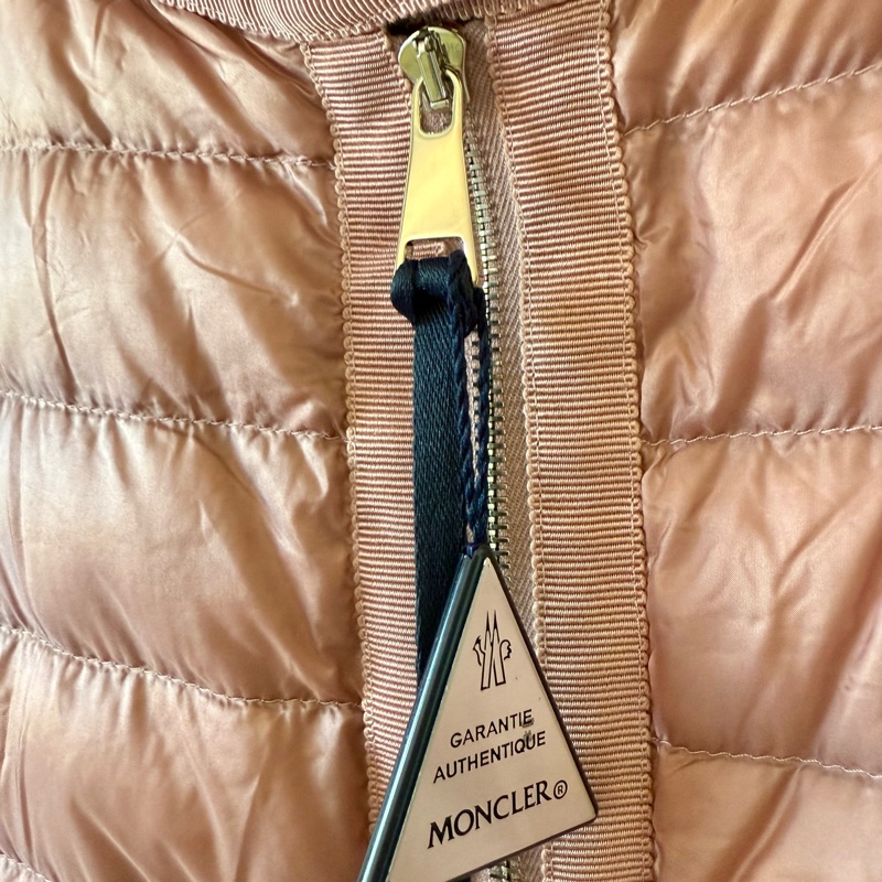 (現貨在台)Moncler raie 2碼羽絨粉色外套-2