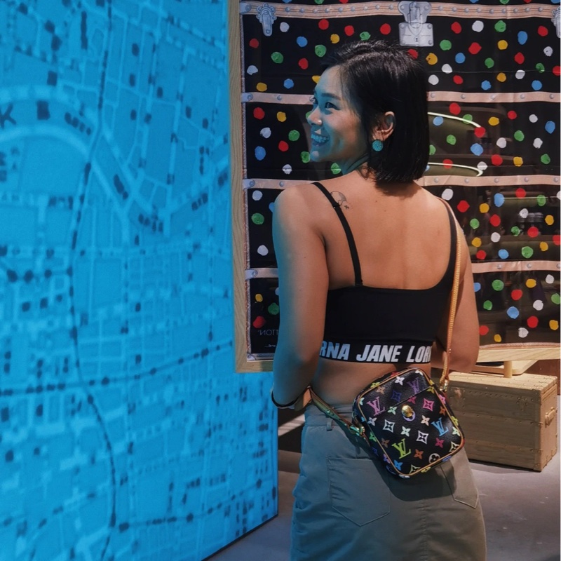 LV 黑三彩金豆豆相機包 絕版中古黑三彩 男女可背 尺寸約15x12-6