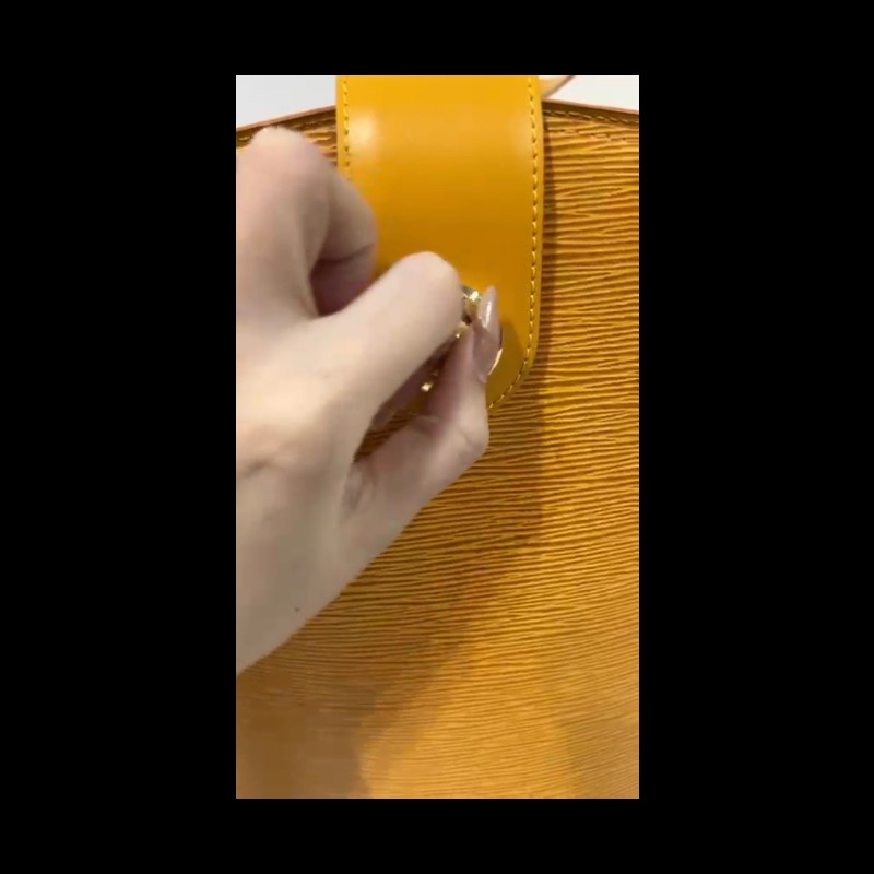 LV 中古黃色水波紋側背袋-1