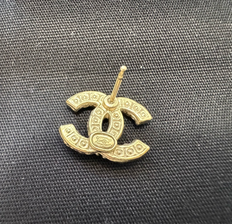 chanel 經典小珍珠雙C耳環-6