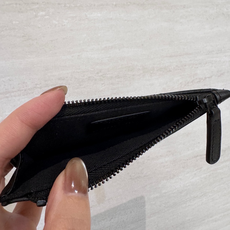 Chanel 黑牛皮卡片零錢包 離櫃閒置-6