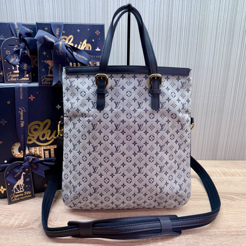 LV M92208 藍色單寧牛仔手提兩用琴譜包托特包-0