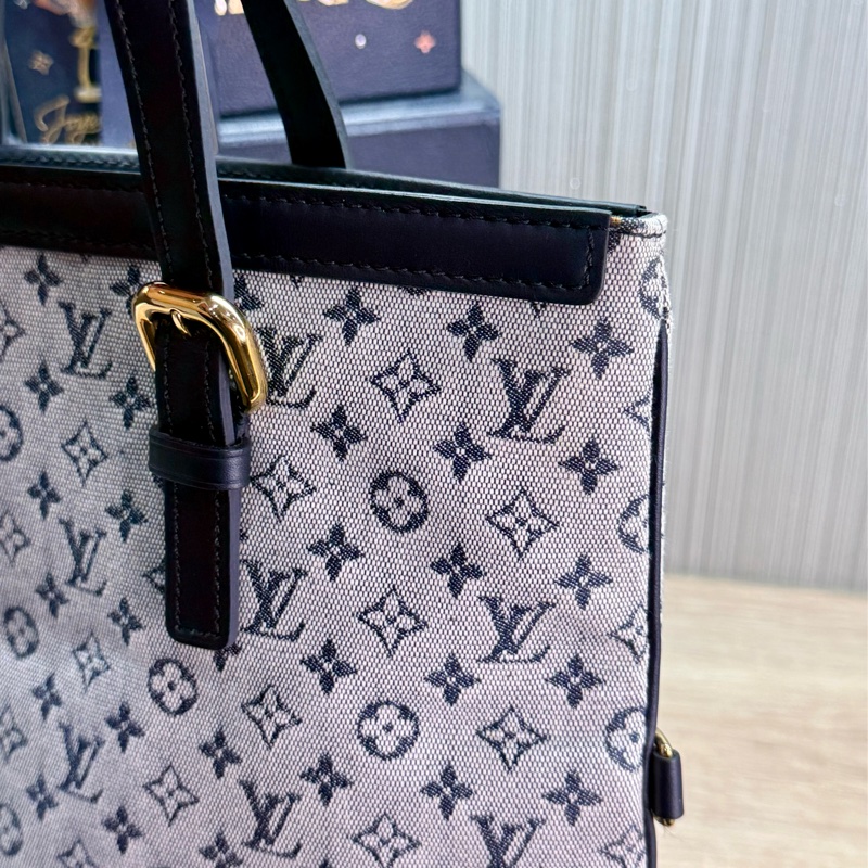 LV M92208 藍色單寧牛仔手提兩用琴譜包托特包-18