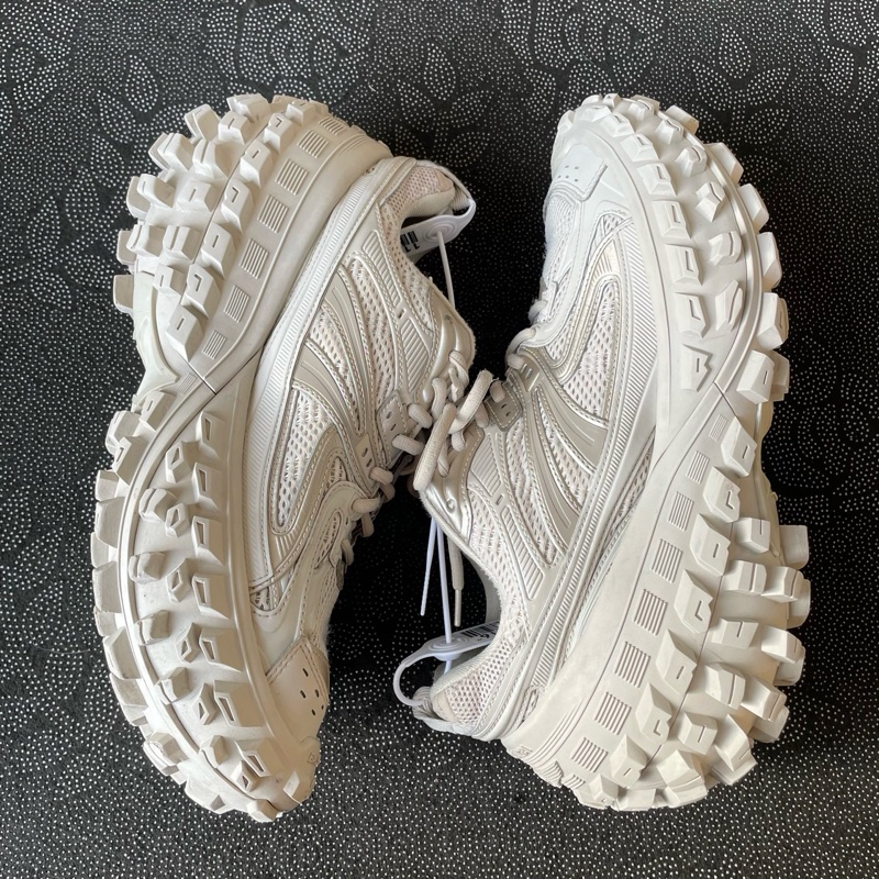 01975 巴黎世家棕色輪胎鞋42碼無盒成色新磨損小-5